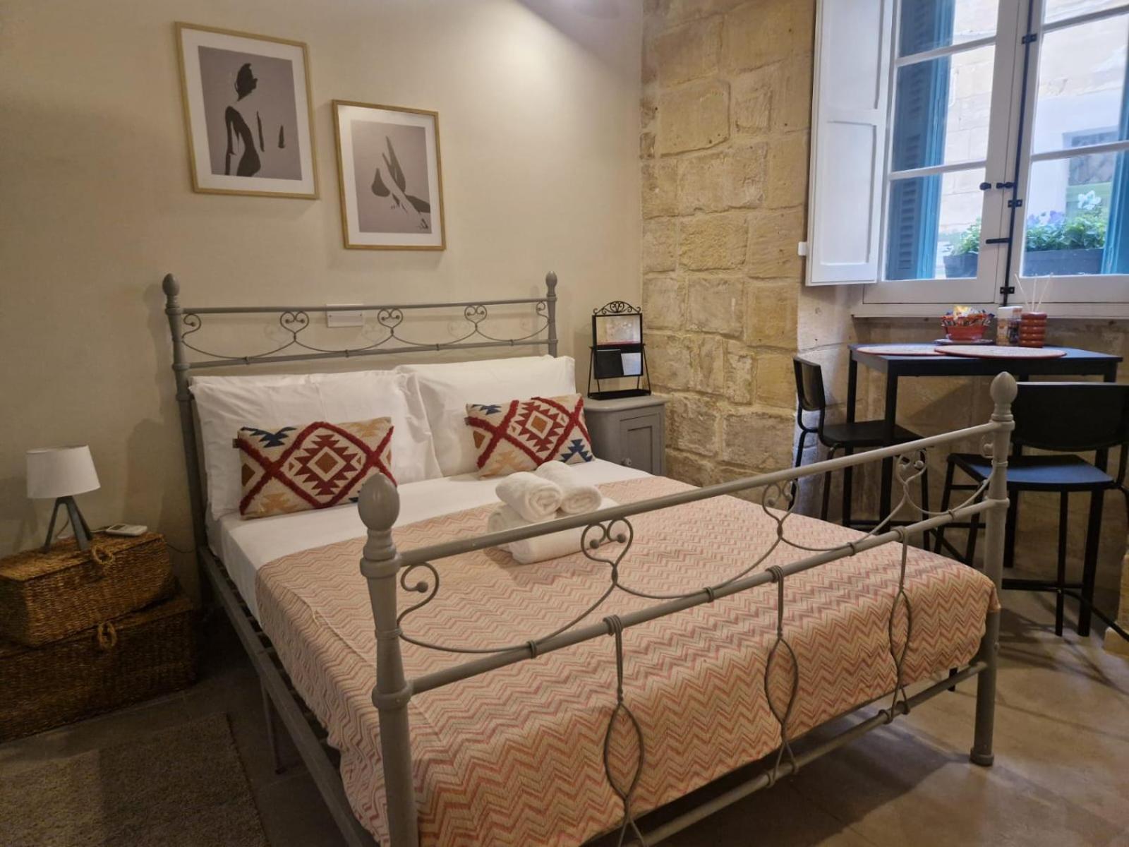 12 -16 , Pacifiku Scicluna Birgu Kültér fotó
