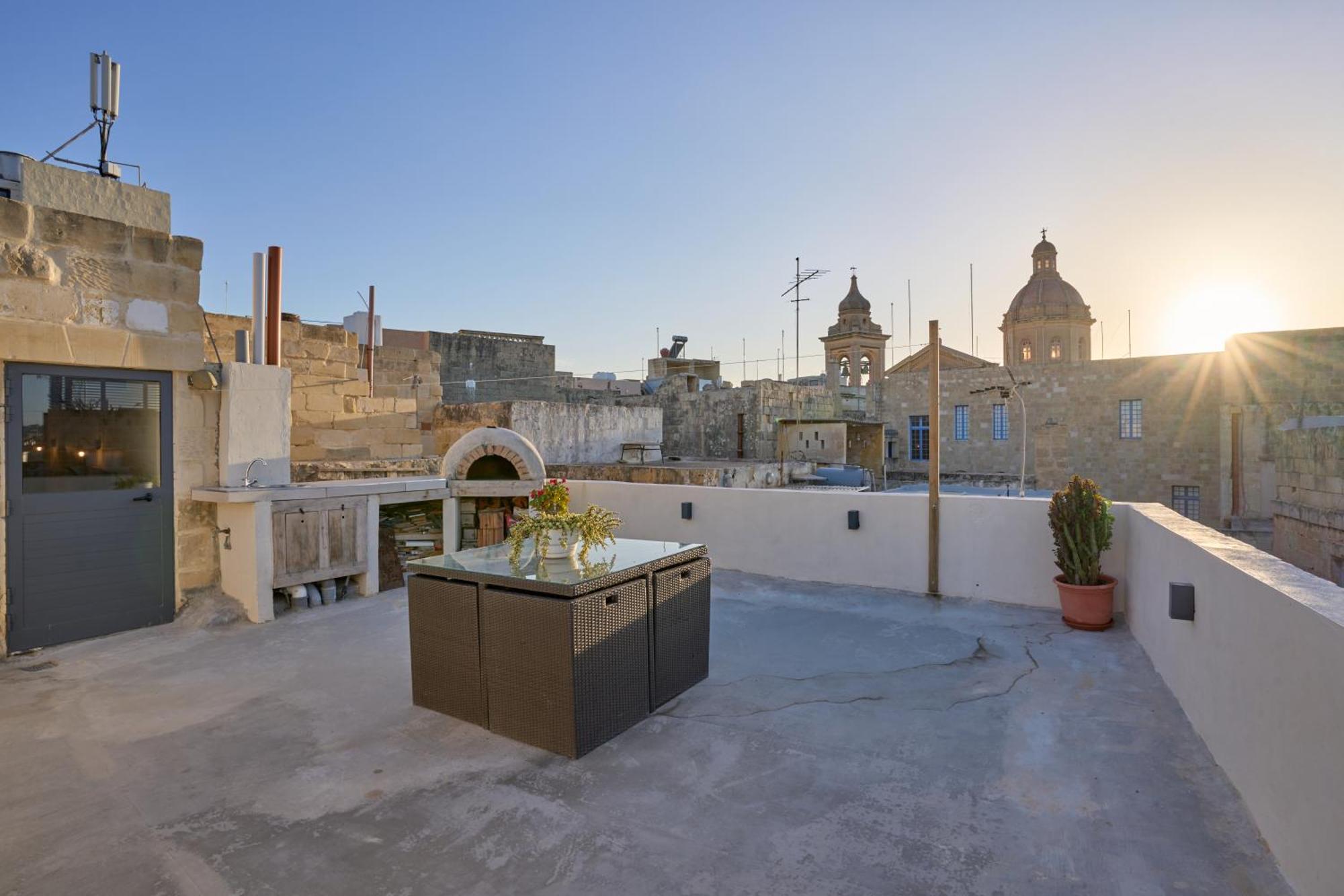 12 -16 , Pacifiku Scicluna Birgu Kültér fotó