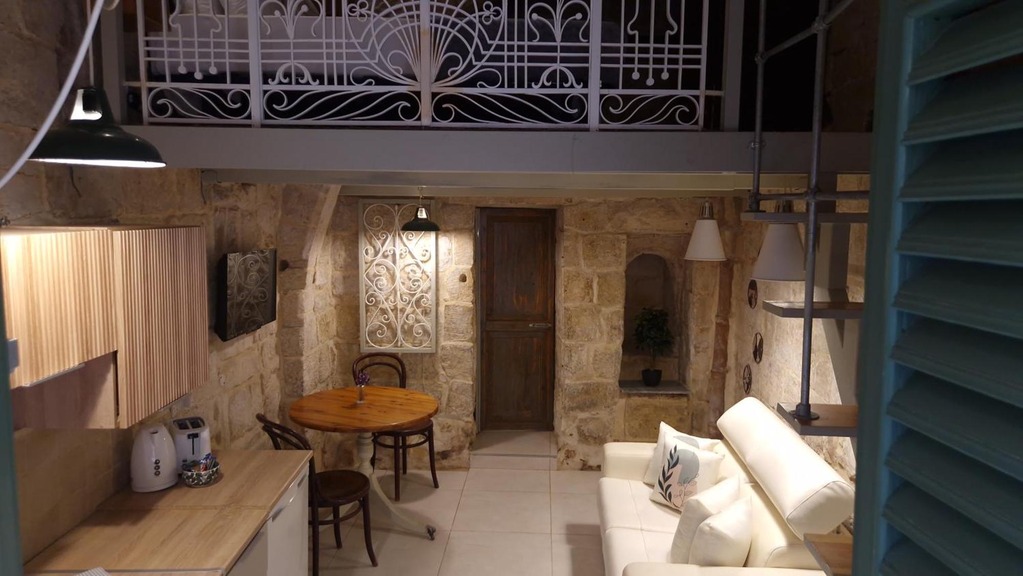 12 -16 , Pacifiku Scicluna Birgu Kültér fotó